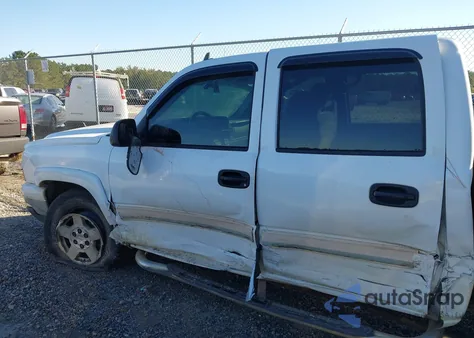 2006 Chevrolet Silverado 1500 Lt2 из США, поврежденный, VIN 2GCEK13T561104802